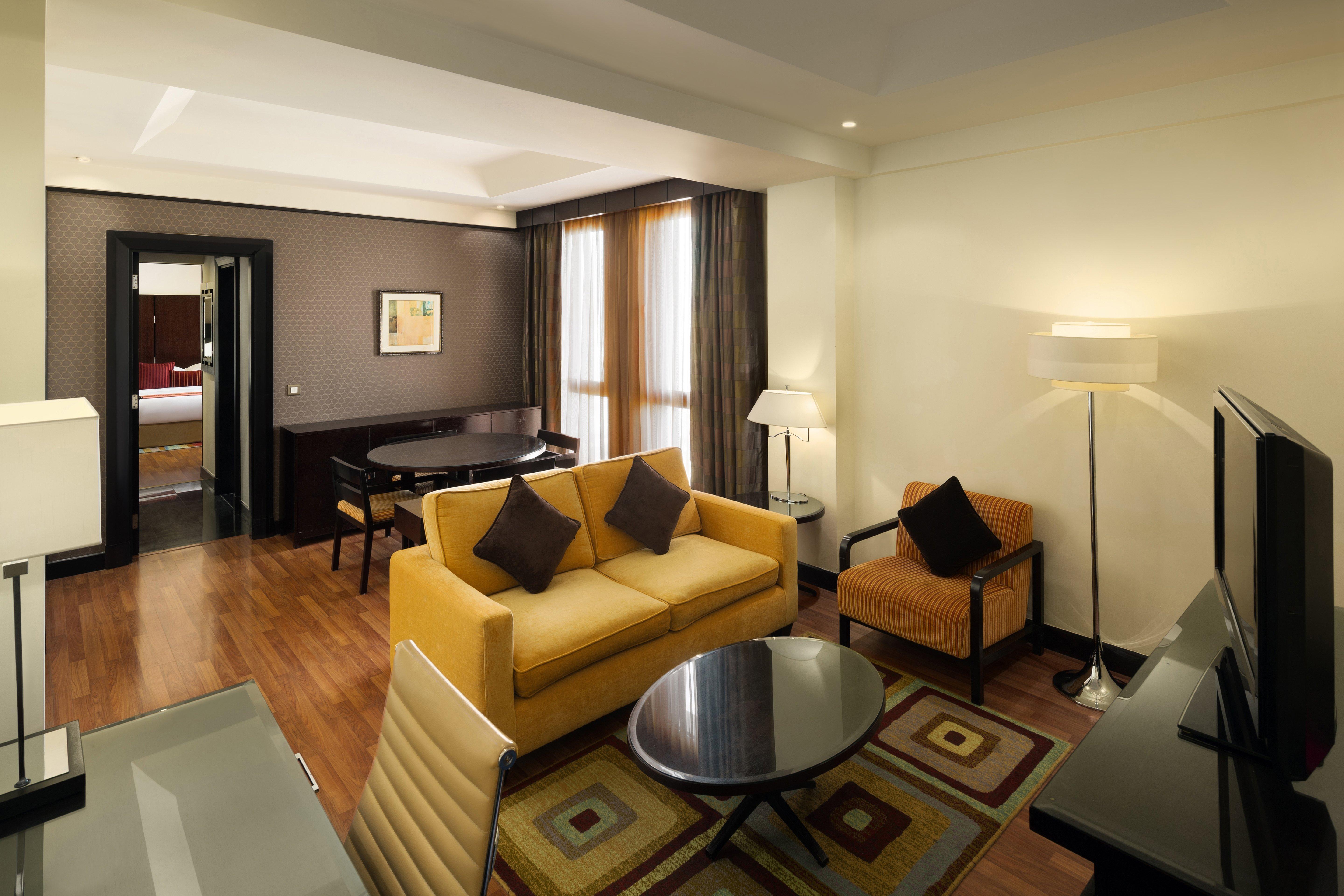 คราวน์ พลาซา อัล โคบาร์ Hotel อัลโคห์บาร์ ภายนอก รูปภาพ Suite at the hotel