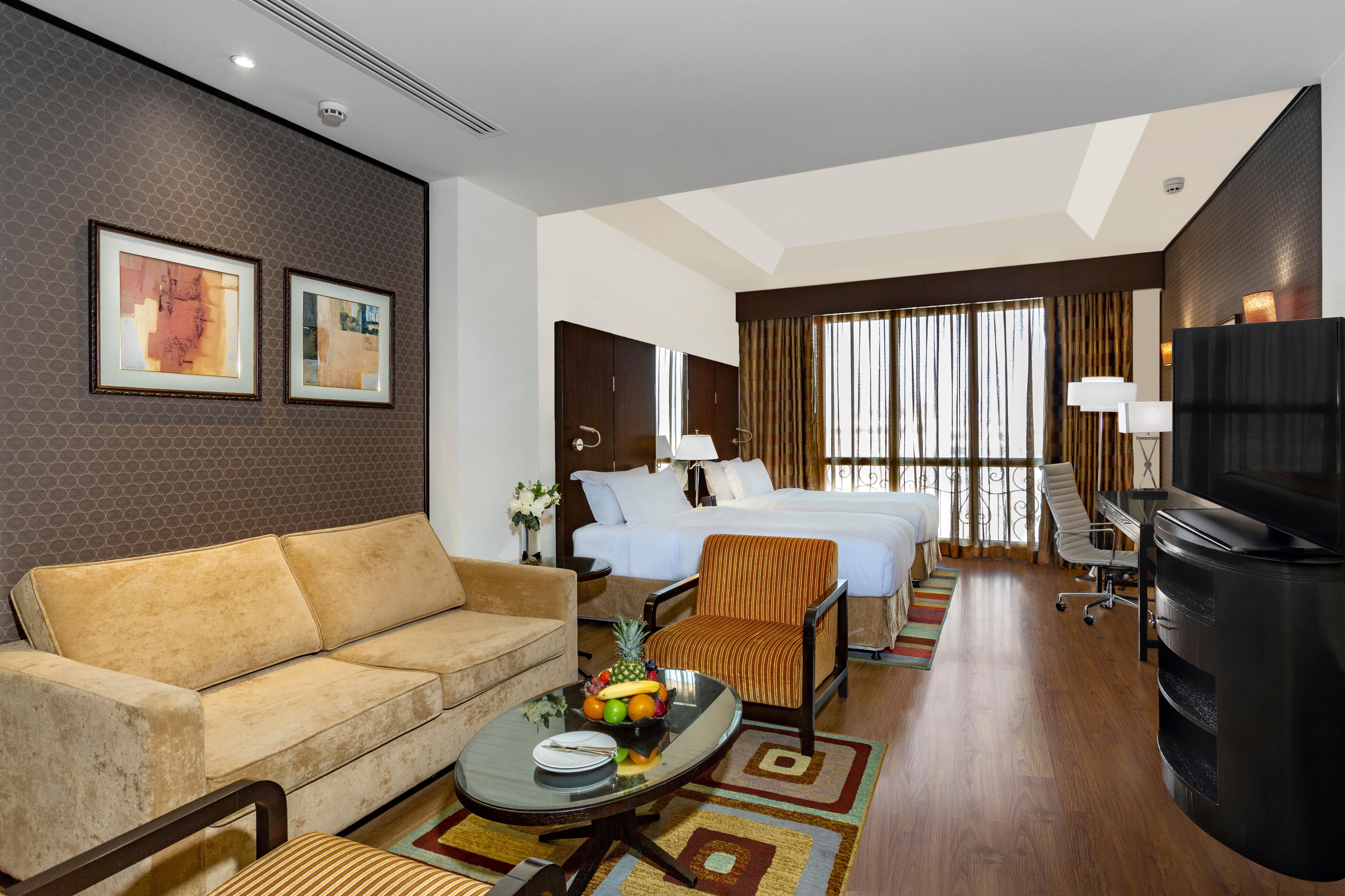 คราวน์ พลาซา อัล โคบาร์ Hotel อัลโคห์บาร์ ภายนอก รูปภาพ A room at the hotel