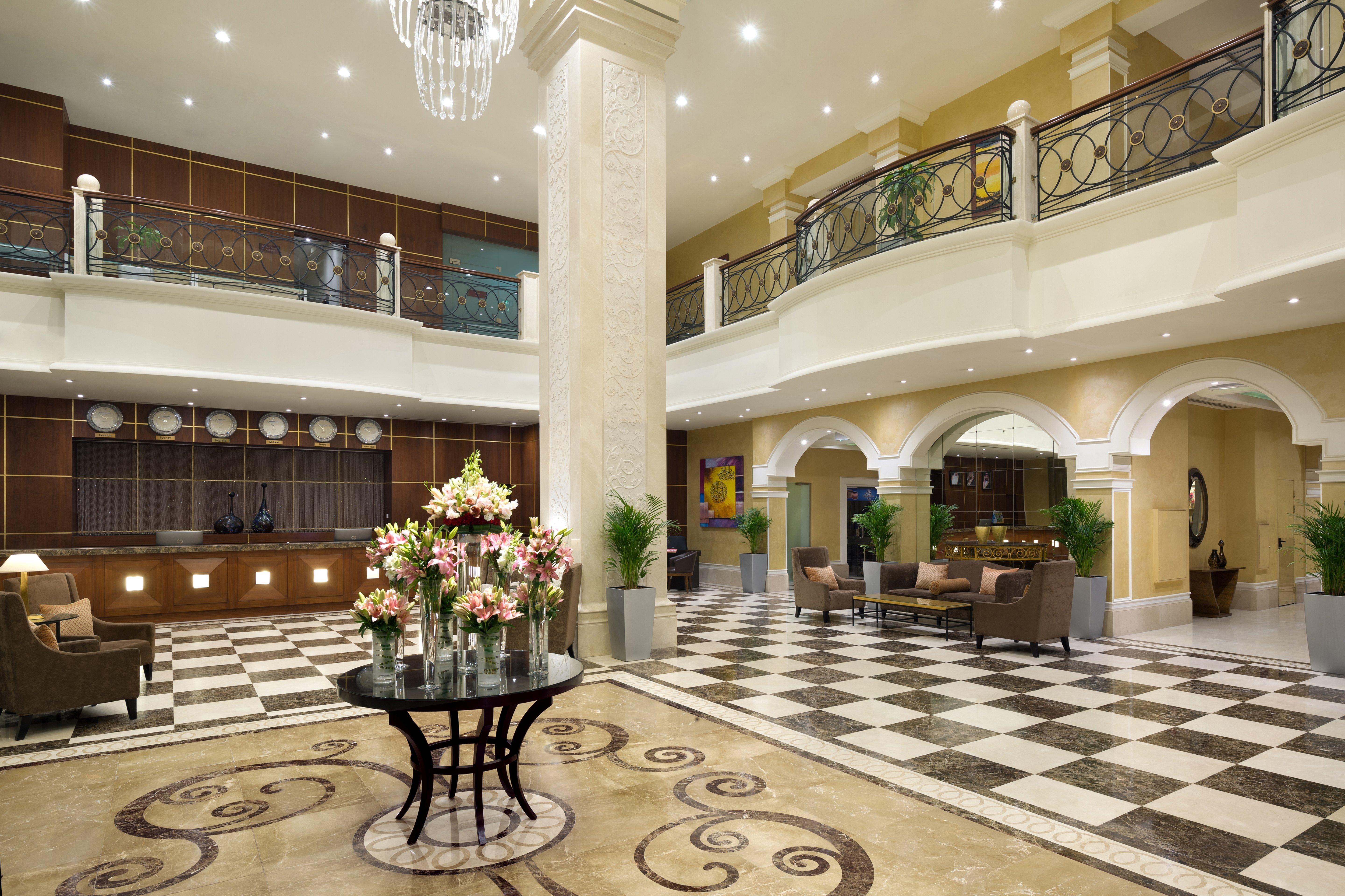 คราวน์ พลาซา อัล โคบาร์ Hotel อัลโคห์บาร์ ภายนอก รูปภาพ Lobby