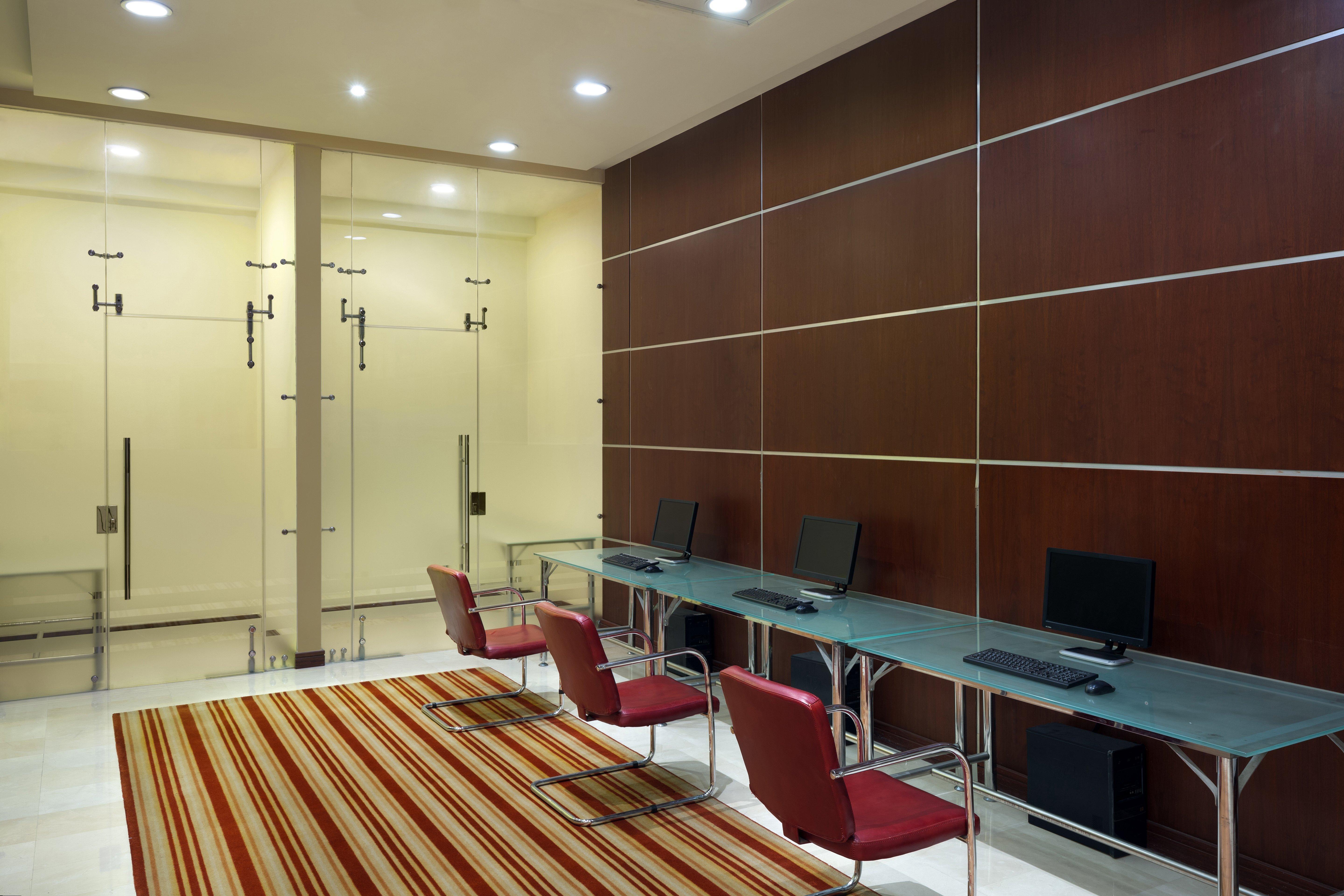 คราวน์ พลาซา อัล โคบาร์ Hotel อัลโคห์บาร์ ภายนอก รูปภาพ Library