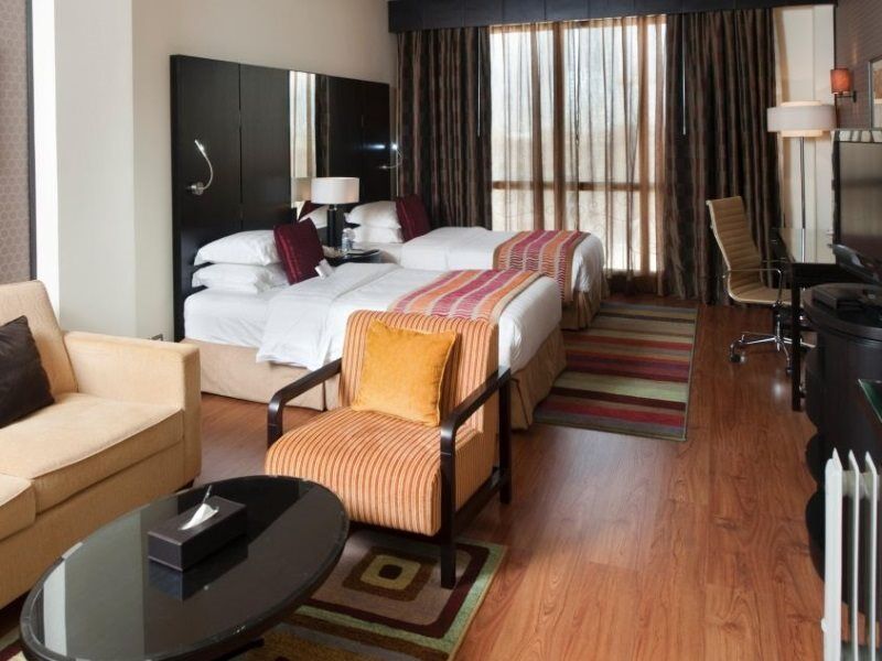 คราวน์ พลาซา อัล โคบาร์ Hotel อัลโคห์บาร์ ภายนอก รูปภาพ A room at the hotel